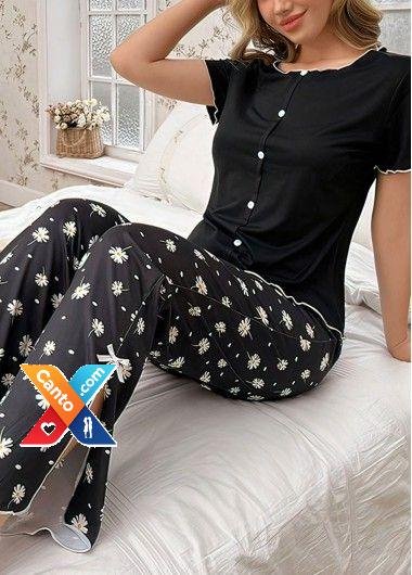 SAFE AND SECURE PLACE AVAILABLE WITH HOT GIRLS