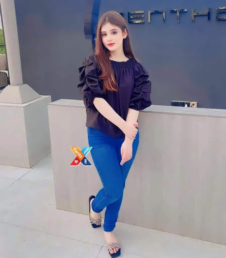 Call girls in Lahore 03087417586